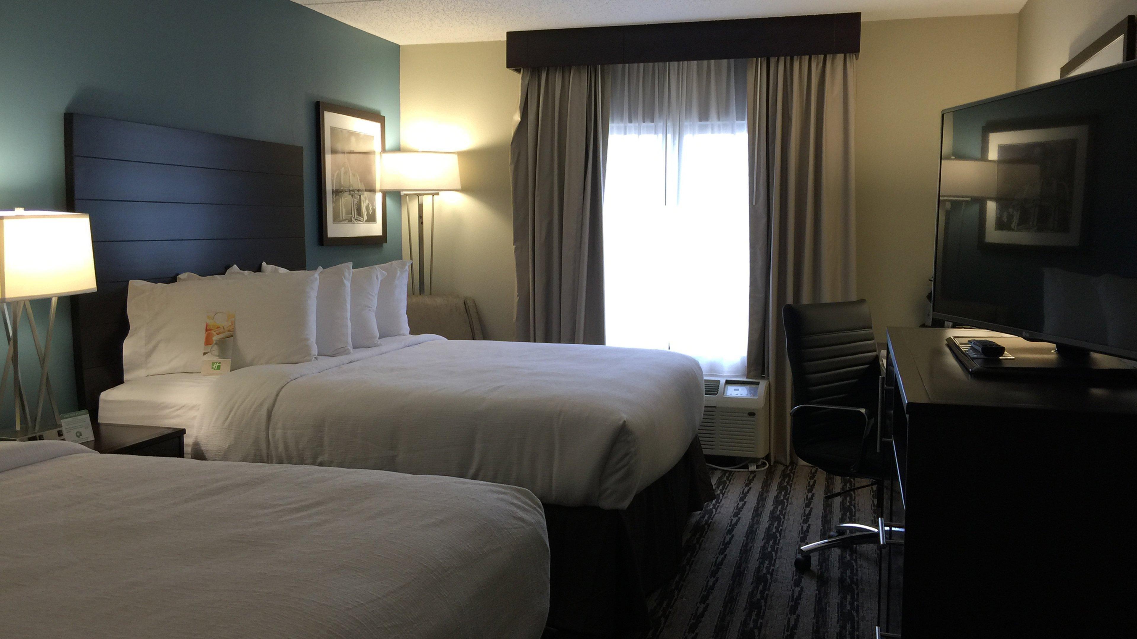 Hotel Harrisburg East By Ihg 3*