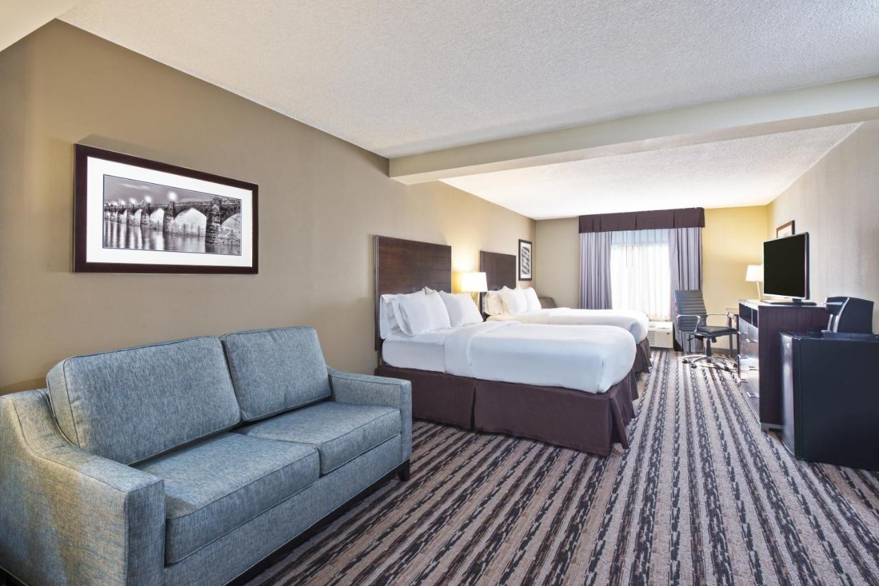 Harrisburg East By Ihg
