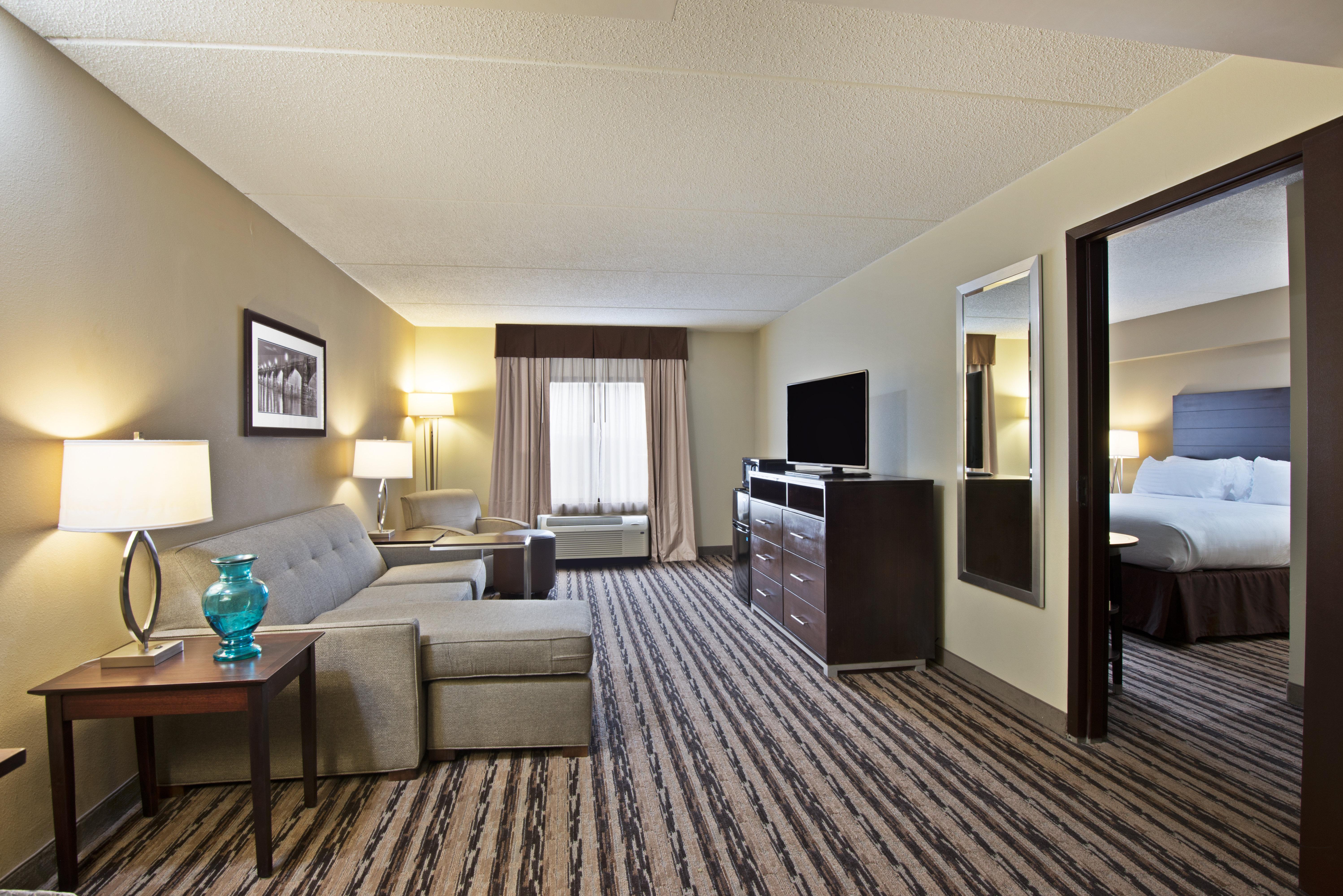 Harrisburg East By Ihg 3*