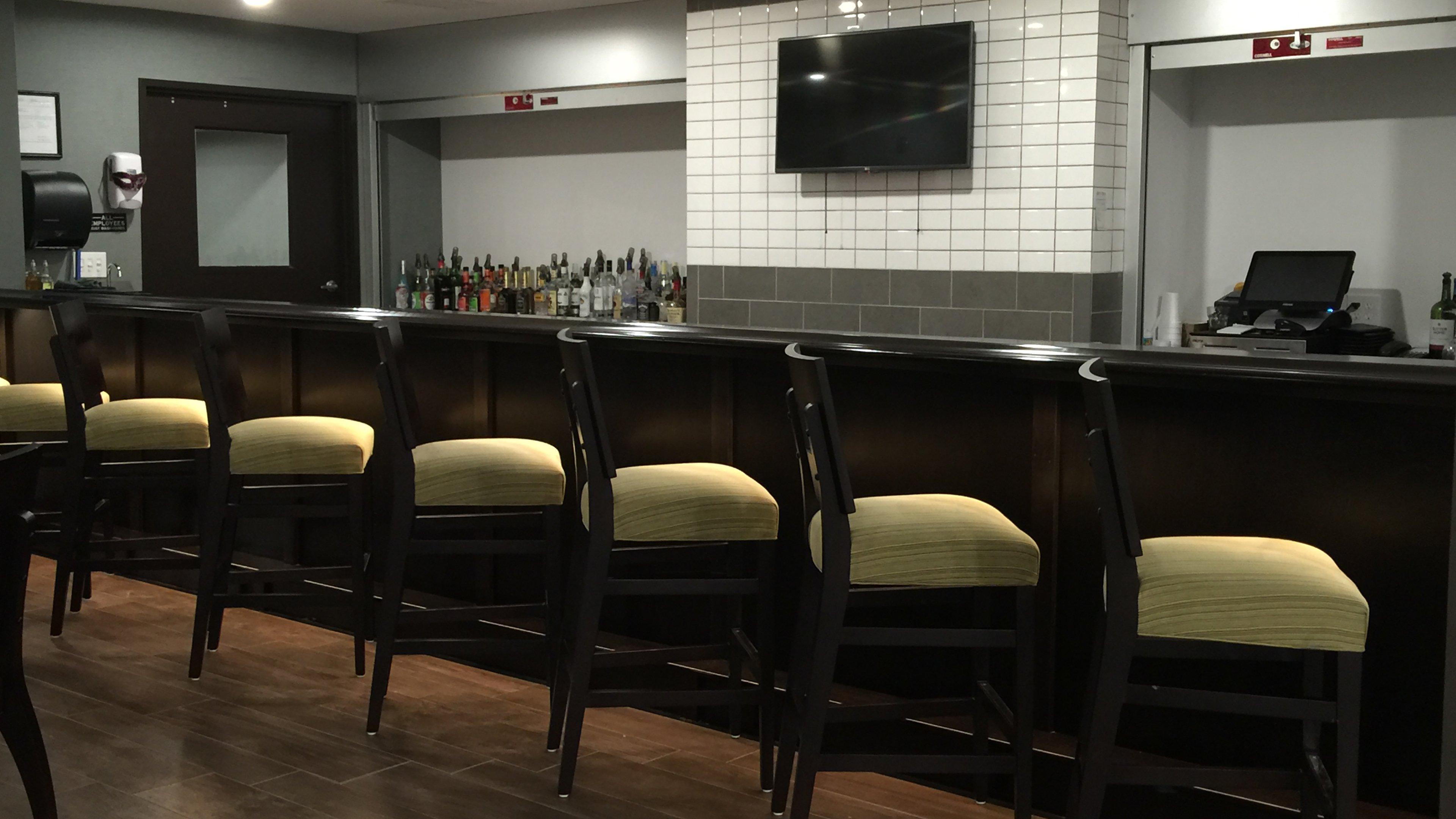 Hotel Harrisburg East By Ihg 3*